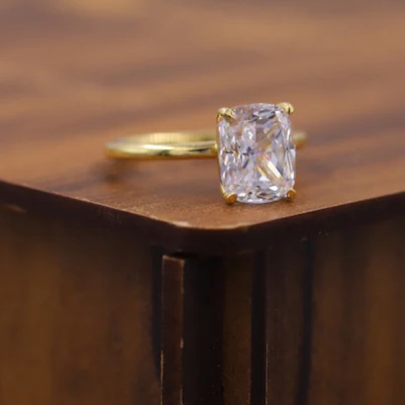 2.5 Ct. Elongated Cushion Cut Moissanite Gold Diamond Ring size 5 - Picture 3 of 7